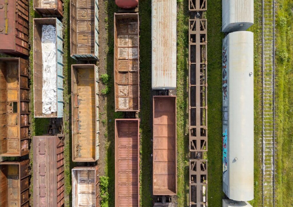 transport kolejowy obsługa bocznic załadunek kontenerów kolejowych wolf rail czyszczenie wagonów