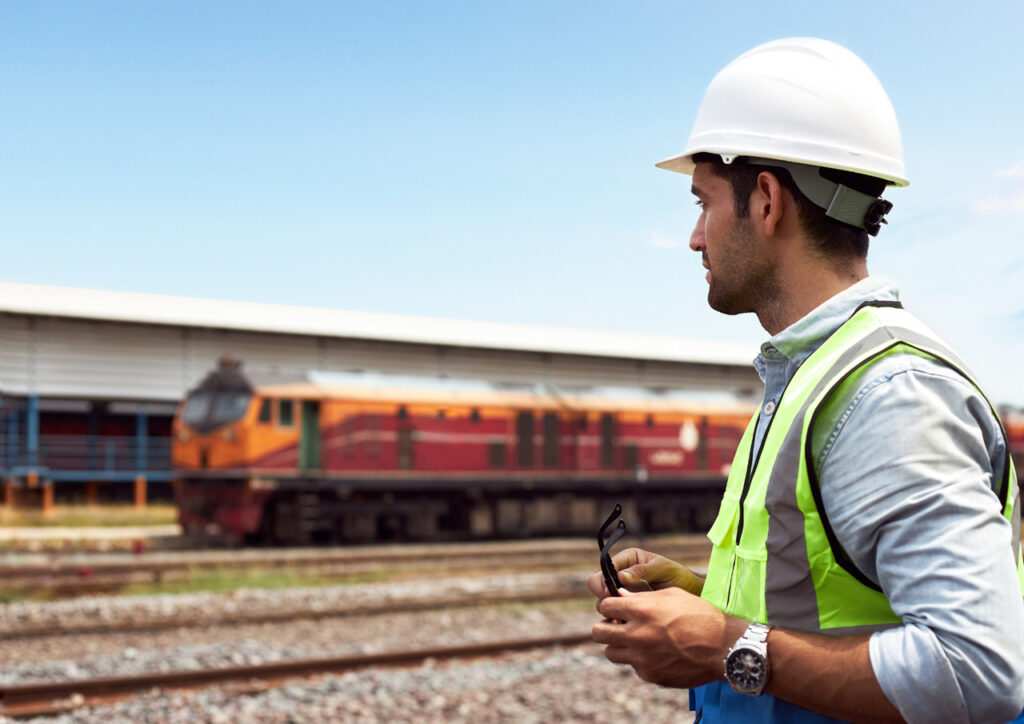 transport kolejowy wynajem pracowników obsługa bocznic załadunek kontenerów kolejowych wolf rail czyszczenie wagonów